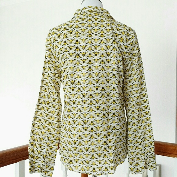 NWOT Crown and Ivy Bumblebee Button Down - Picture 4 of 5