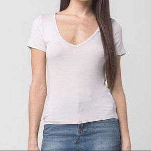 FULL TILT Fitted Ribbed Women’s V-Neck Tee