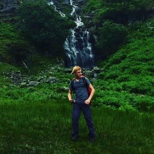 Meet your Posher, Stüart