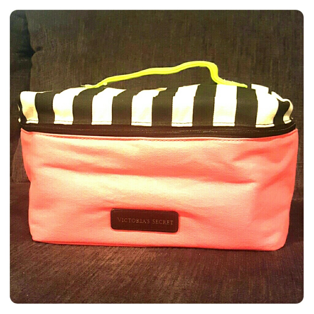 VS Traveling Case