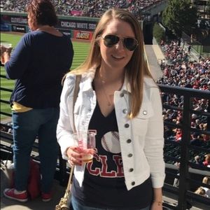 Meet your Posher, Olivia