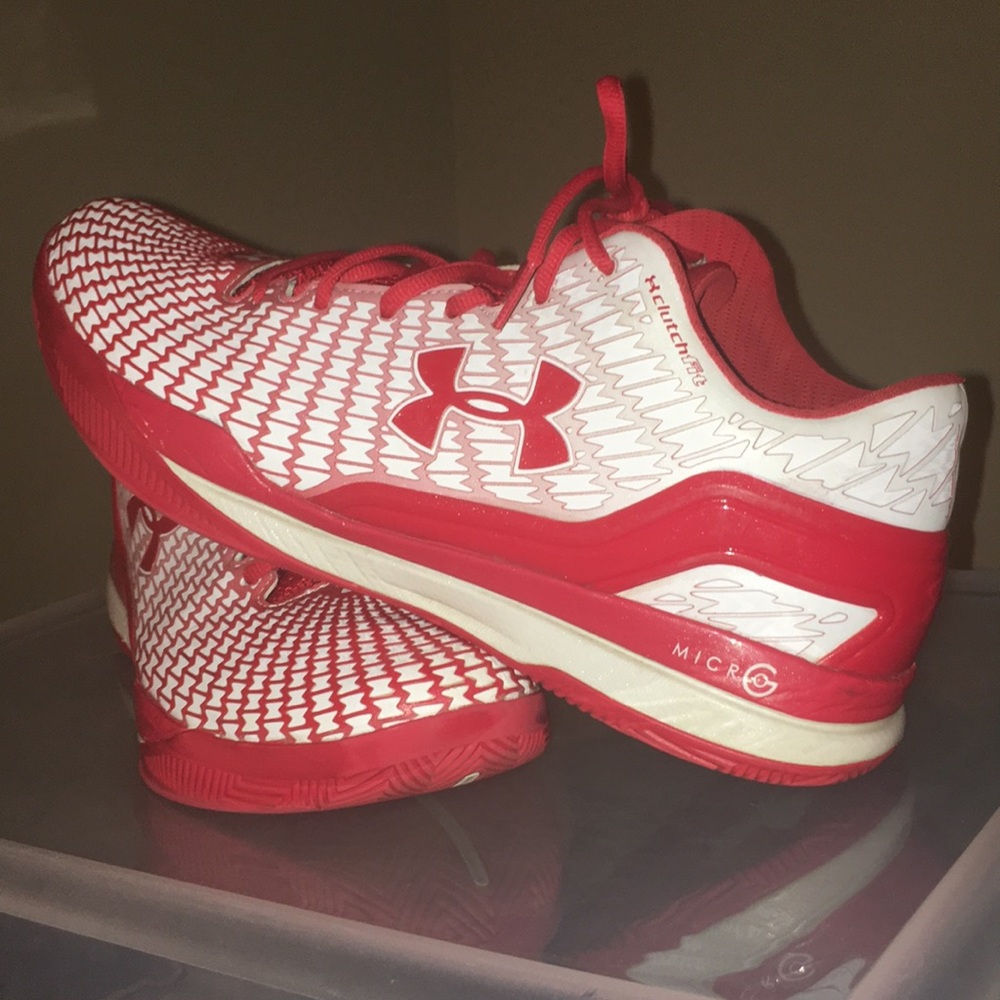 Under Armour Clutchfit drive low Basketball shoes