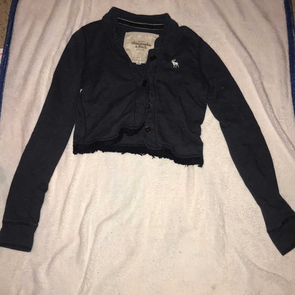 Abercrombie and Fitch pull over!