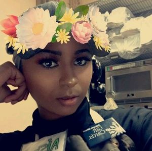 Meet your Posher, Aisha