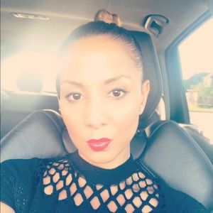 Meet your Posher, Stacy