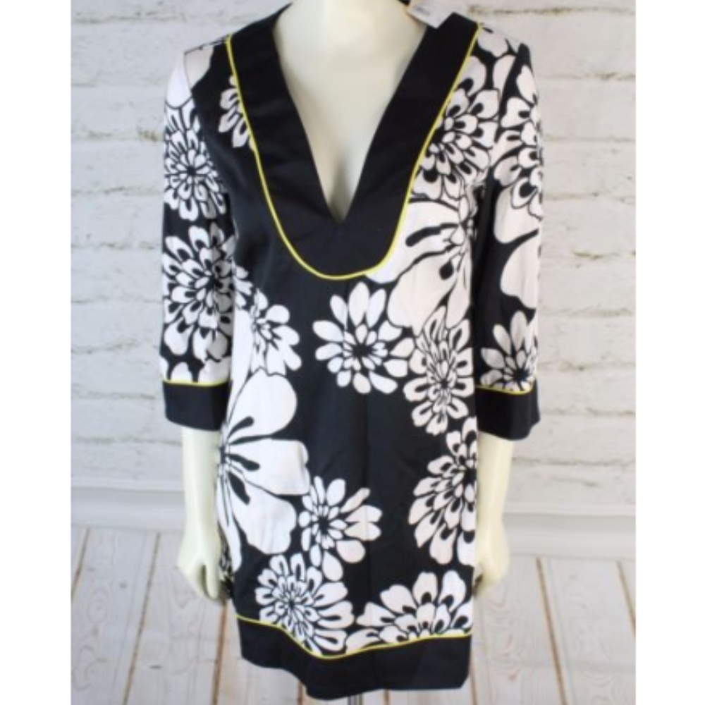 Notice || Black White Tropical Floral Print Dress