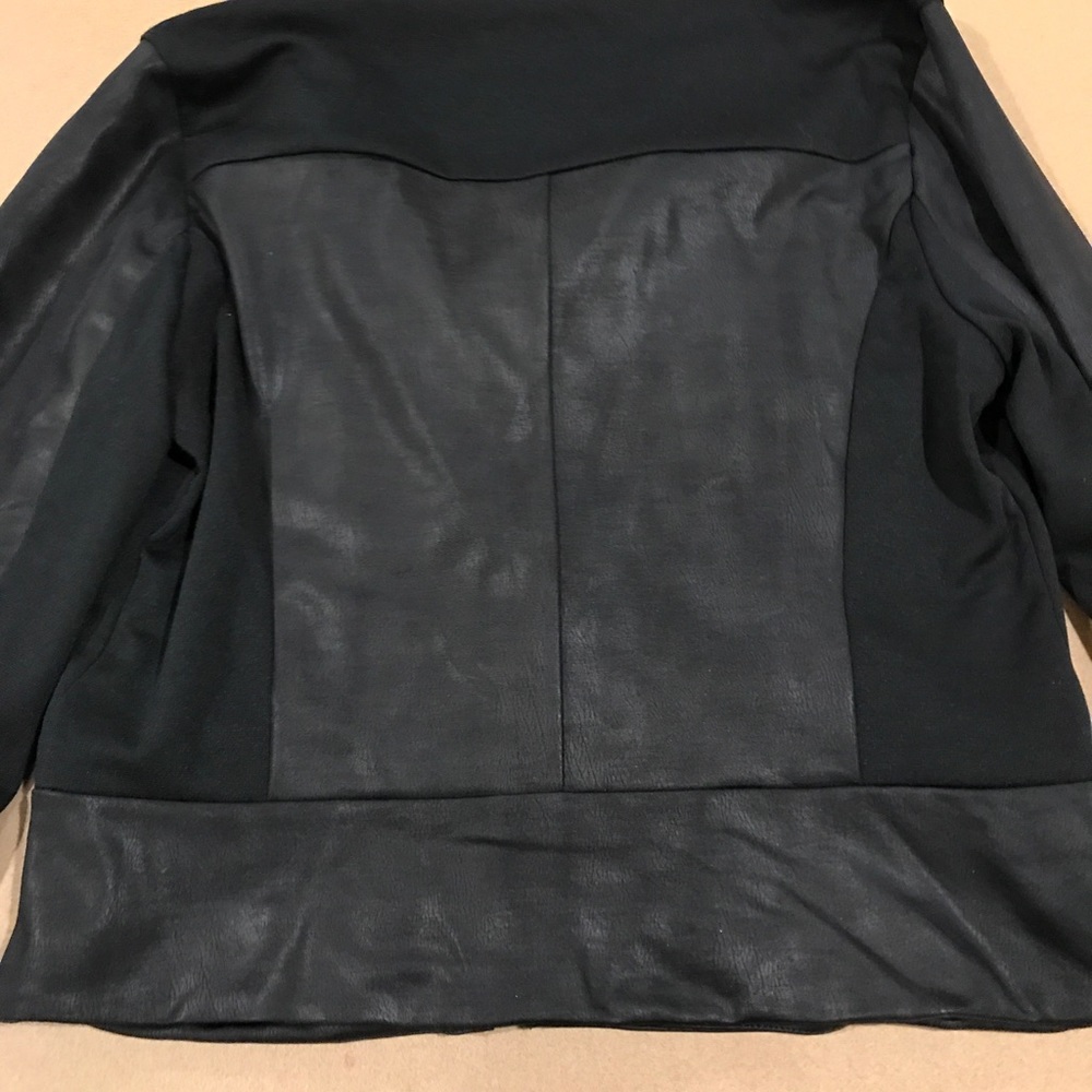 💕Limited Jacket - Picture 4 of 5