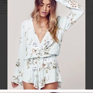 NWOT Plant blue floral romper