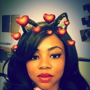 Meet your Posher, Traci