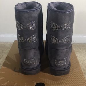 UGG Classic Bow bling