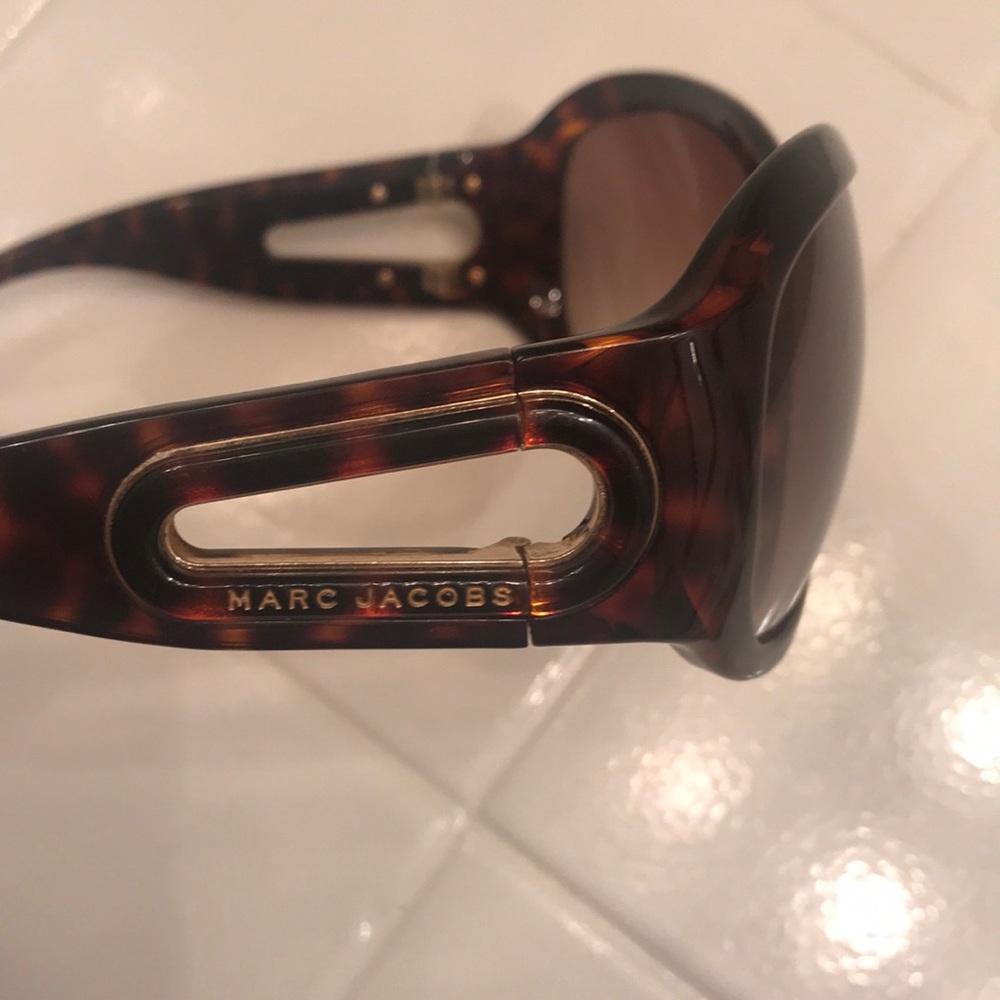 Authentic Marc Jacob tortoise shell sunglasses