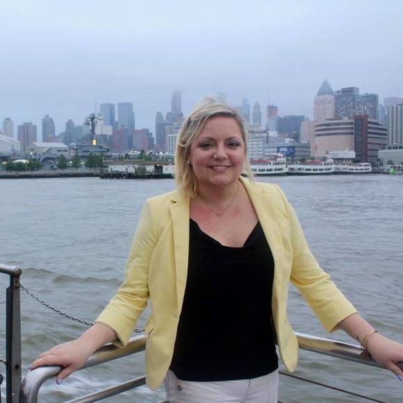 Meet your Posher, Tiffany - Picture 1 of 1