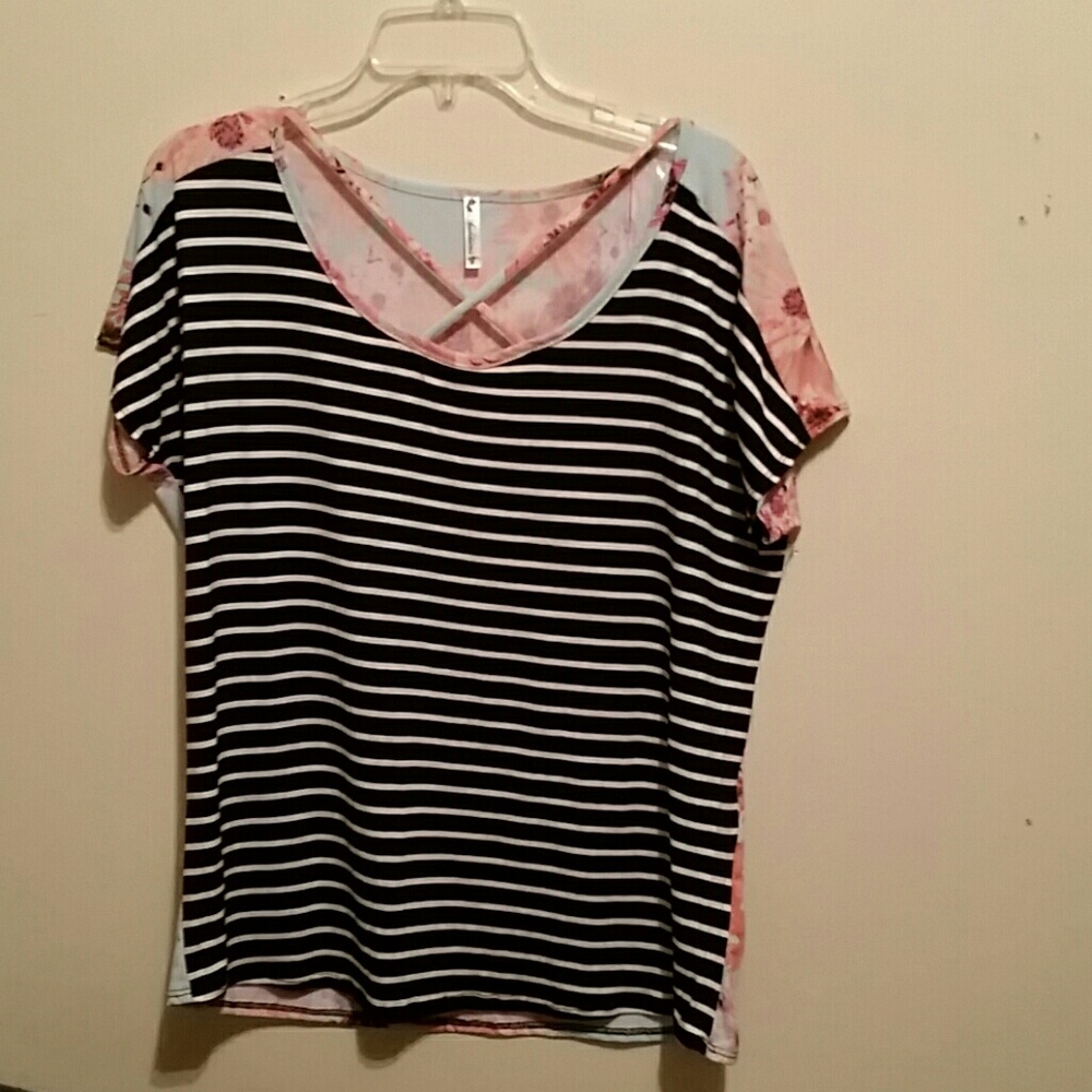 Auditions large striped and floral top