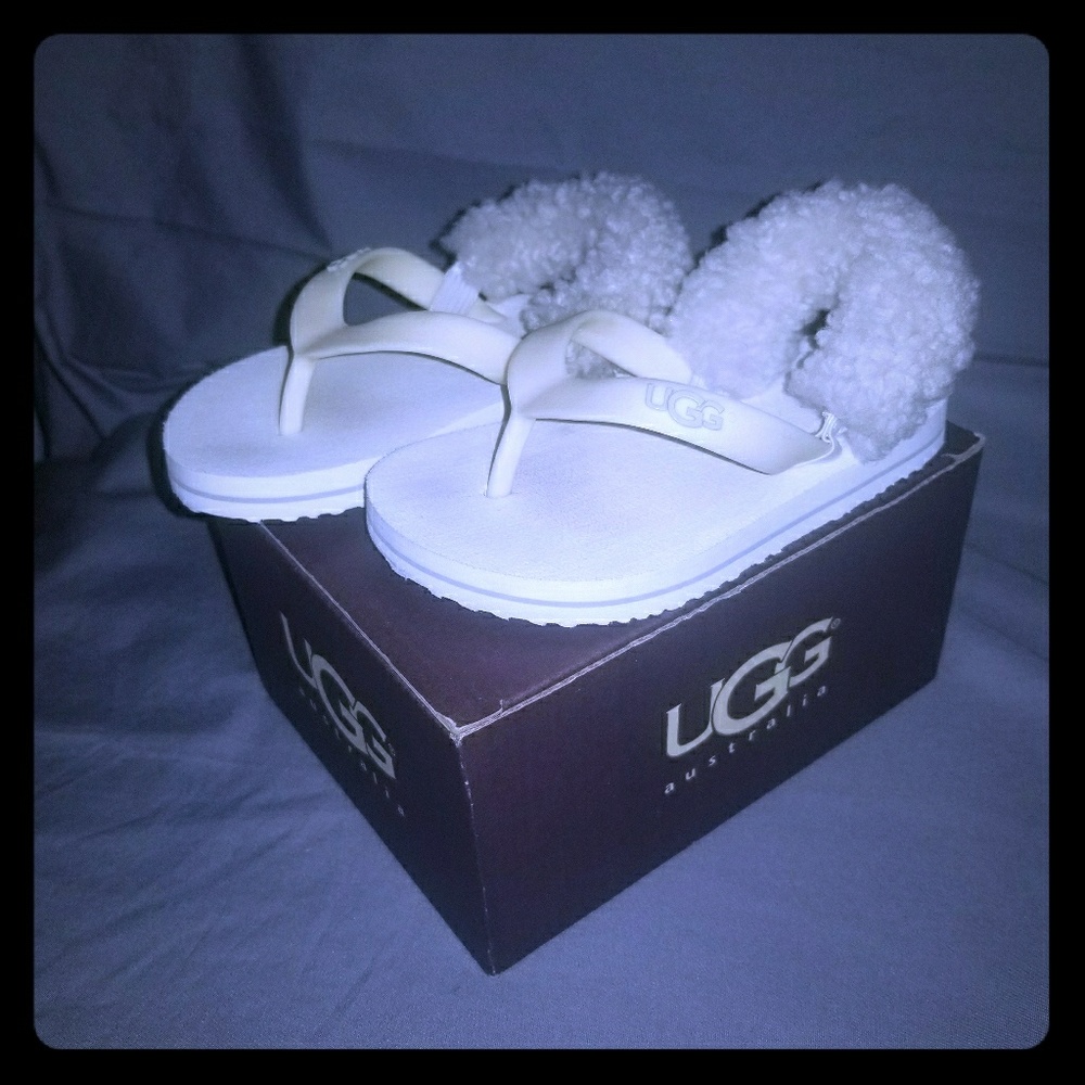 UGG Sandal [SZ- 18-24 mos]