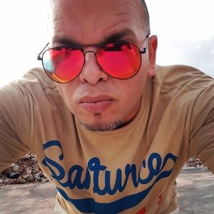 Meet your Posher, Anthony