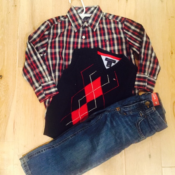 Tommy Hilfiger Other - Tommy Hilfiger holiday 2T