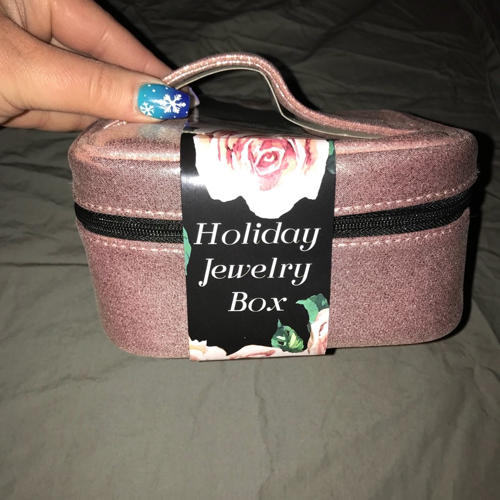 NWT Rosey Pink Holiday Jewelry Box