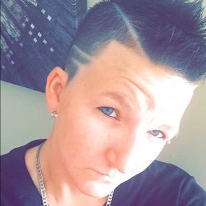 Meet your Posher, Shaye