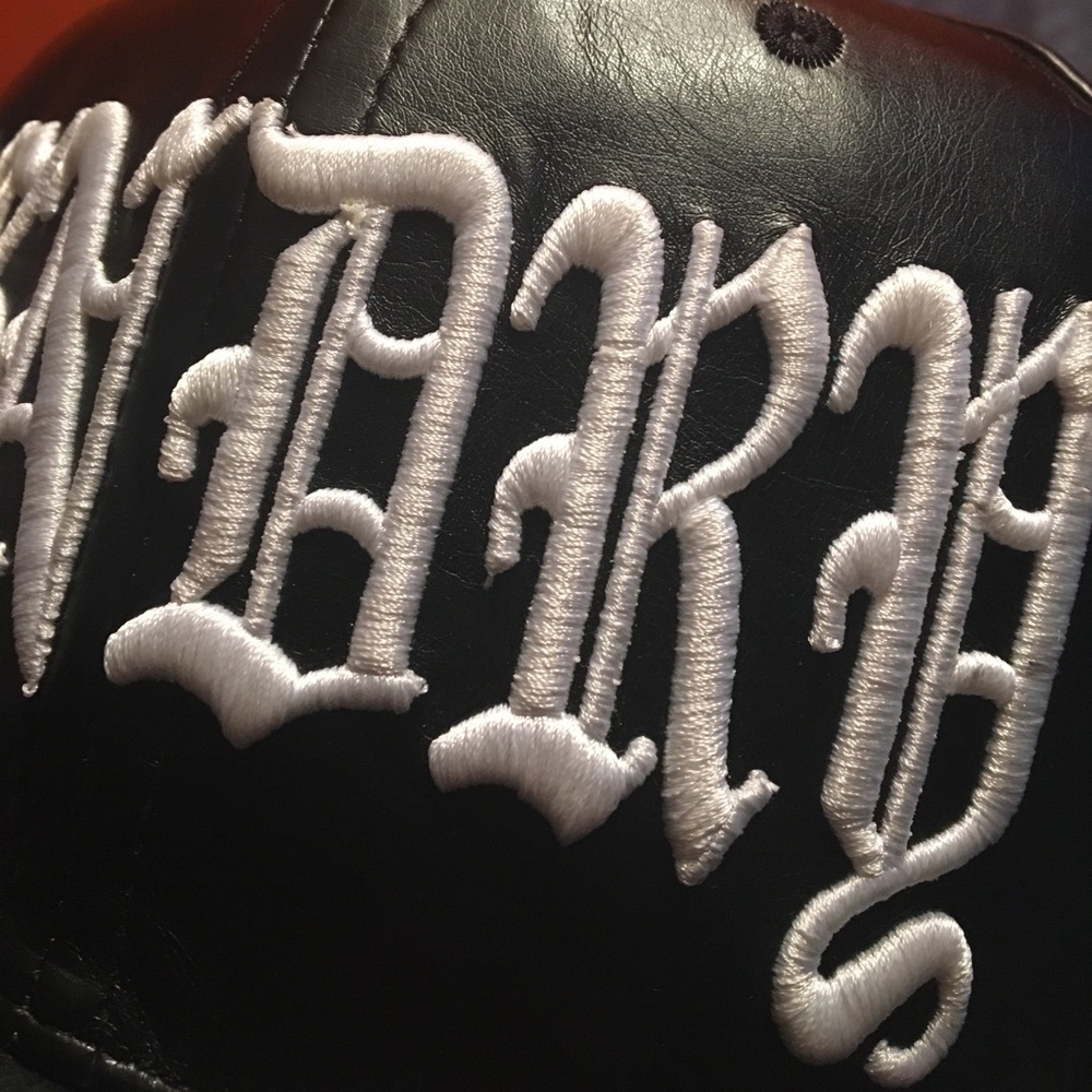 Legendary Snapback - Picture 4 of 8
