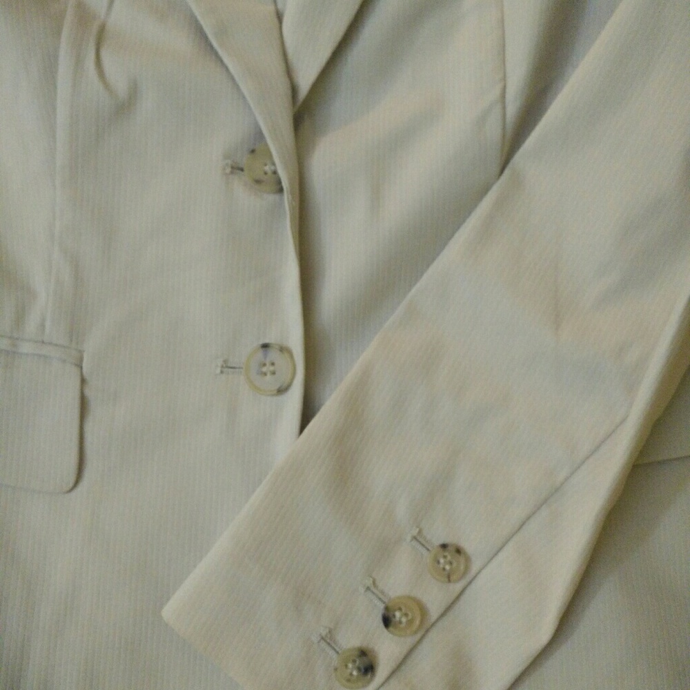 Jacket - Picture 3 of 3