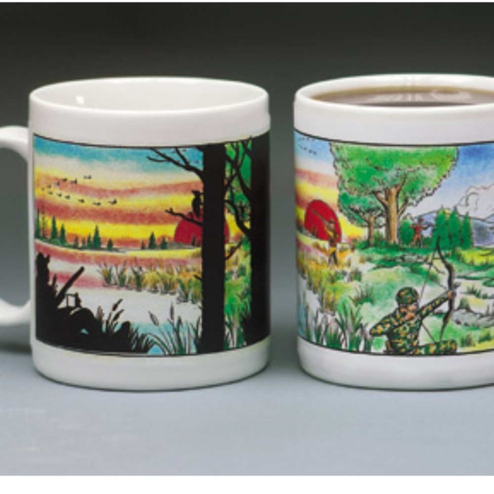 GONE HUNTING HEAT ACTIVATED PICTURE CHANGING MUG