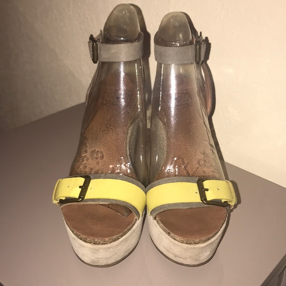 LUCKY BRAND Wedges - Picture 2 of 3