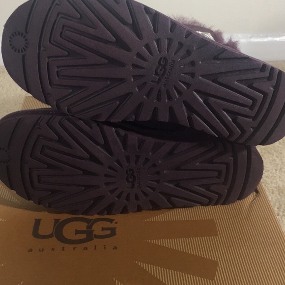 SOLD!!!UGG Bailey Bling - Picture 4 of 4