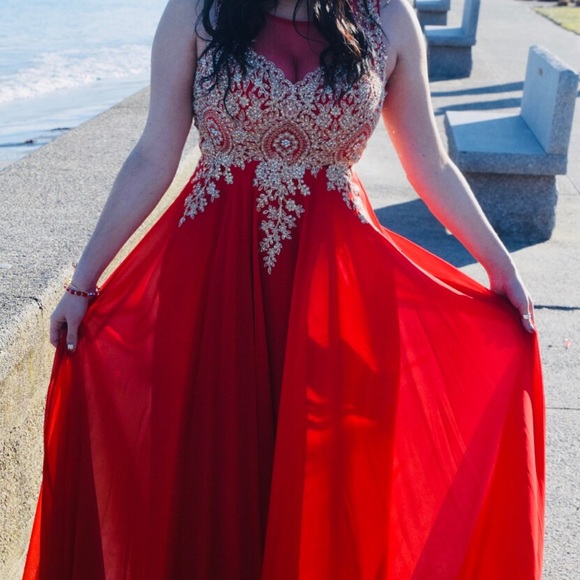 Formal Red, Floor Length Gown with Gold detailing - Picture 5 of 8