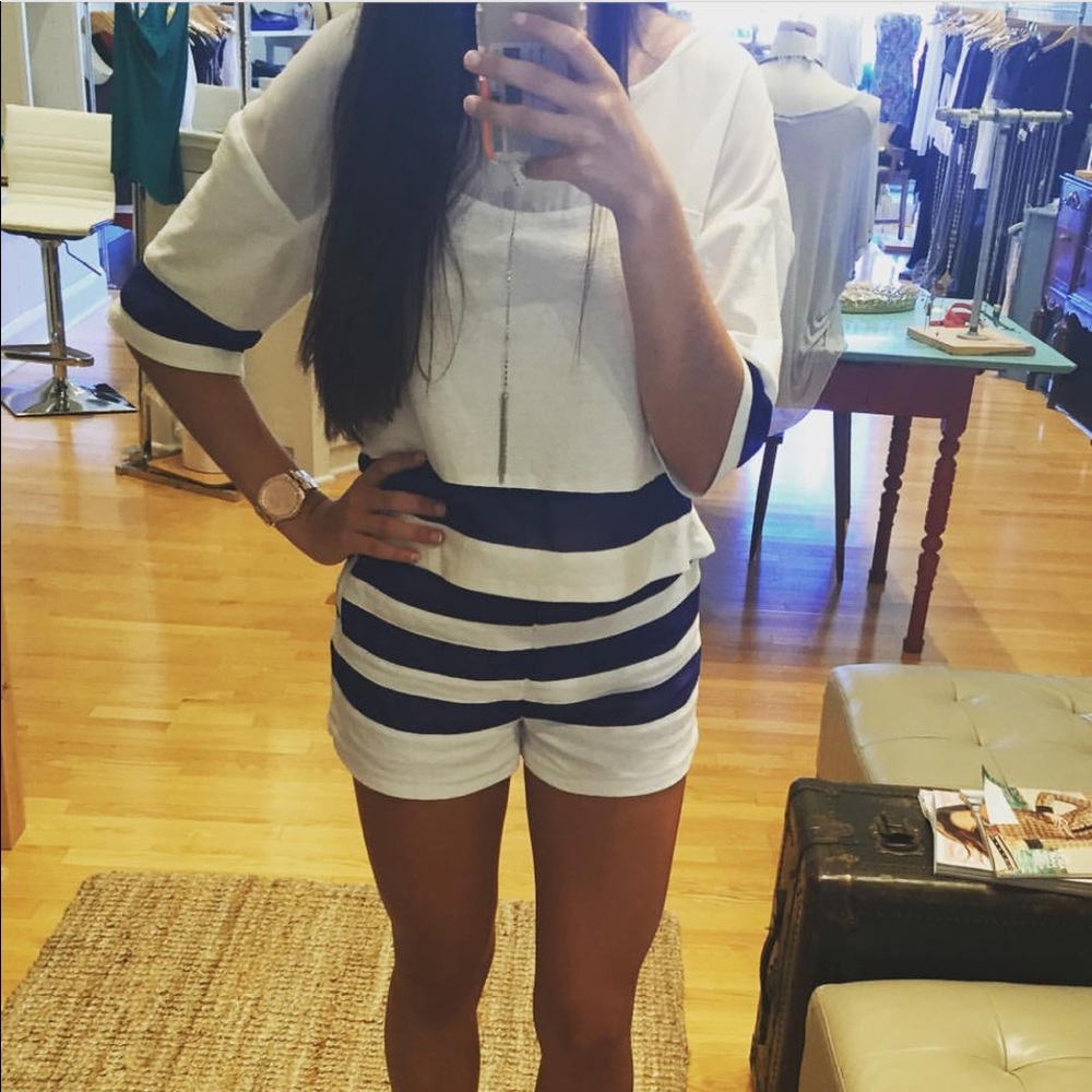 White and navy blue striped top
