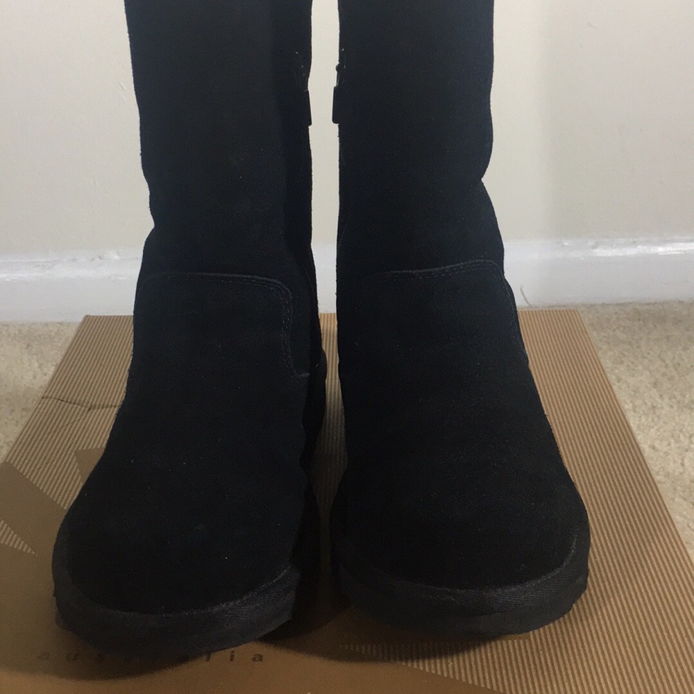 SOLD!!!UGG K little sunshine