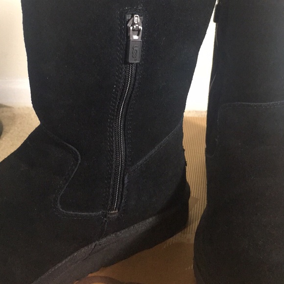 SOLD!!!UGG K little sunshine - Picture 4 of 4