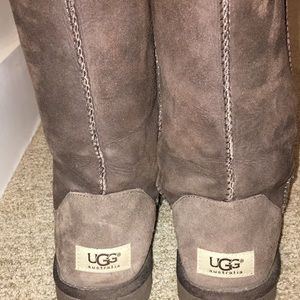 Women’s chocolate tall Ugg boots