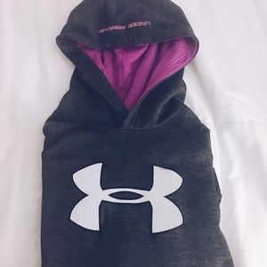 Under armor sweatshirt