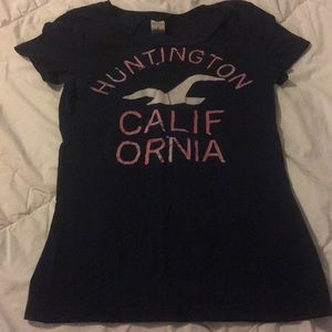 Juniors S Navy Hollister T-shirt