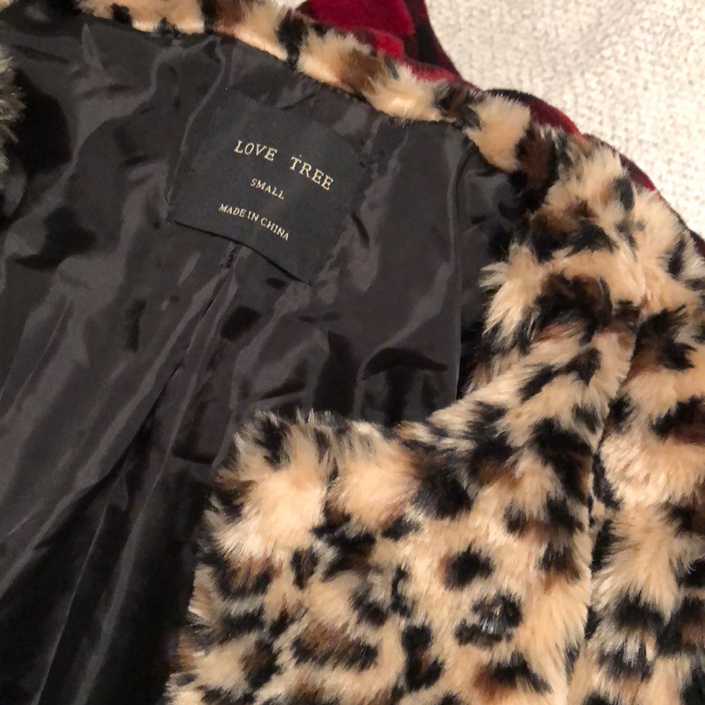 LEOPARD COAT