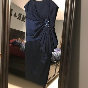 Navy cocktail dress NWT