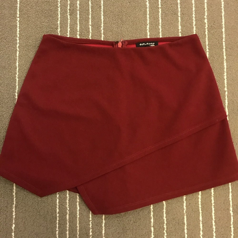 Asymmetric skort