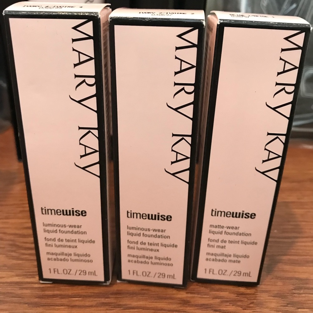 MARY KAY NEW Foundation: Matte and Liquid