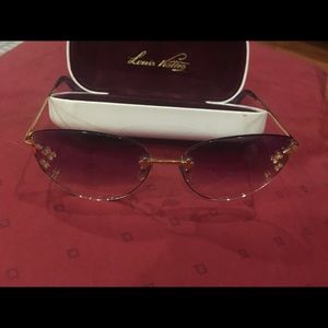 Limited edition woman’s LV lavender sunglasses