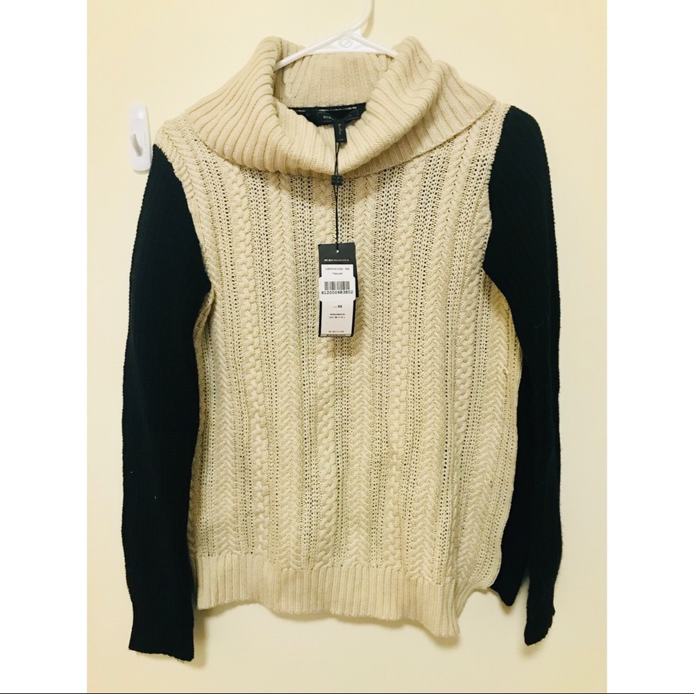 Bcbgmaxazria sweater brand new with tags