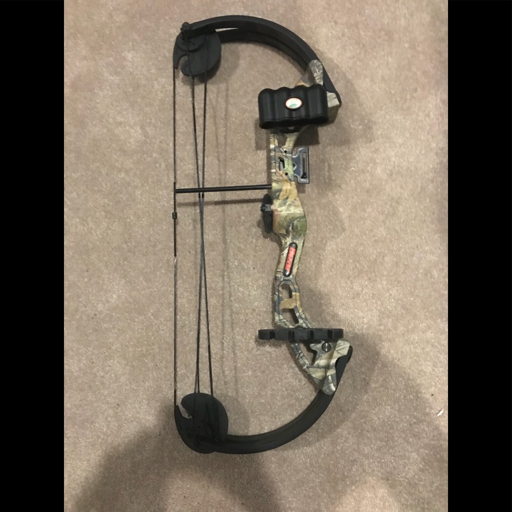 Wolverine Bow and arrows
