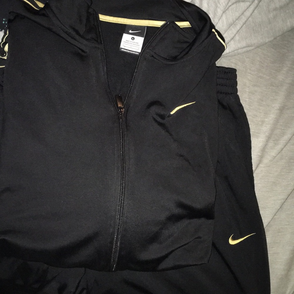 Men’s Nike Track/Jogging Suit