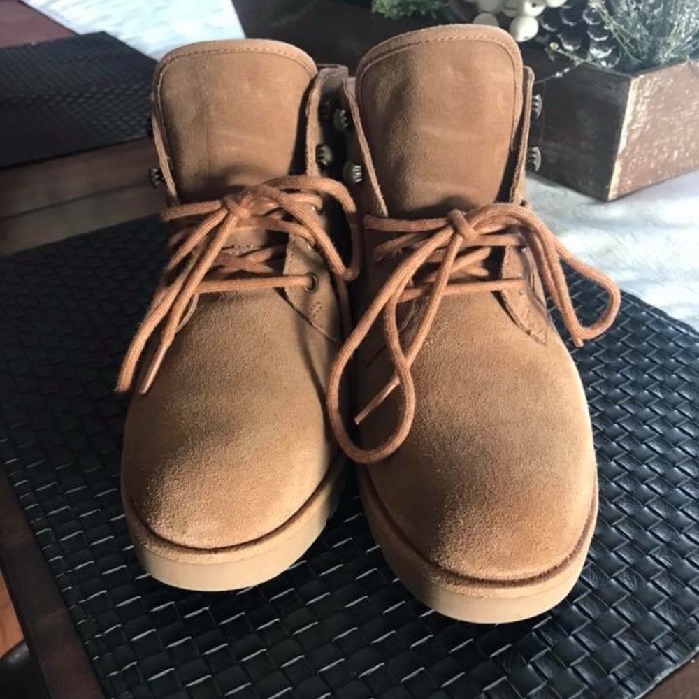BRAND NEW UGGS