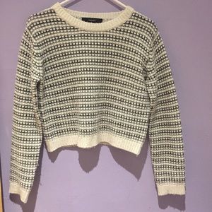 Crop top sweater