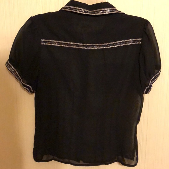 Black button down short sleeve top - Picture 4 of 4