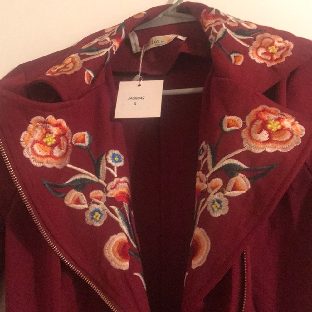 Jacket - Picture 2 of 3