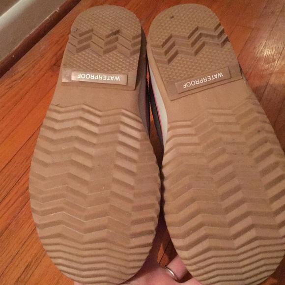 Women’s Sorel Boots - Picture 3 of 4