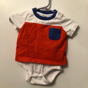 NWOT Baby GAP “body double” onesie t-shirt 0-3M