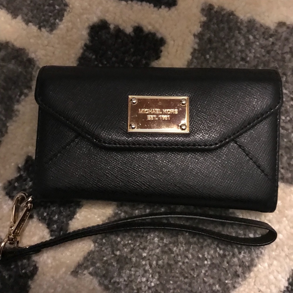 Michael Kors iPhone 5 wallet phone case