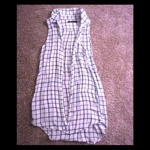 NWOT White and navy plaid tunic dress💎